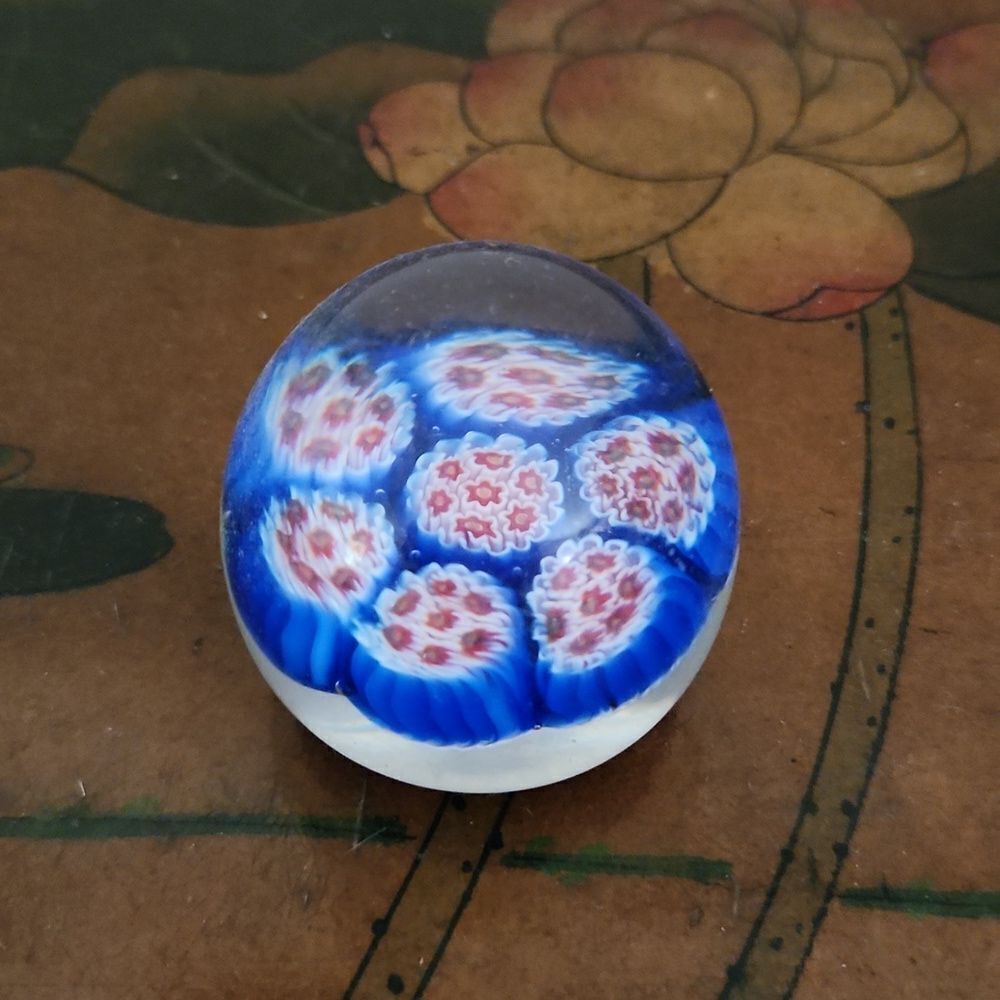 Paperweight Glass